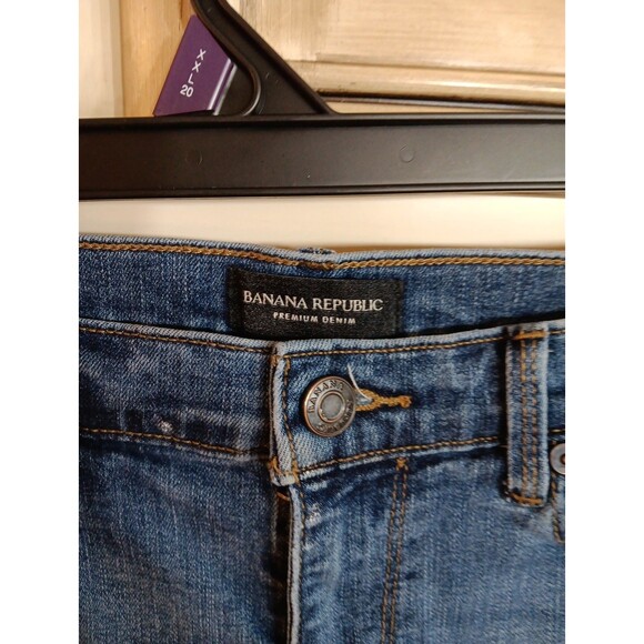 BANANA REPUBLIC‎ Girlfriend Jeans Women's Size 28 Distressed - Picture 4 of 6